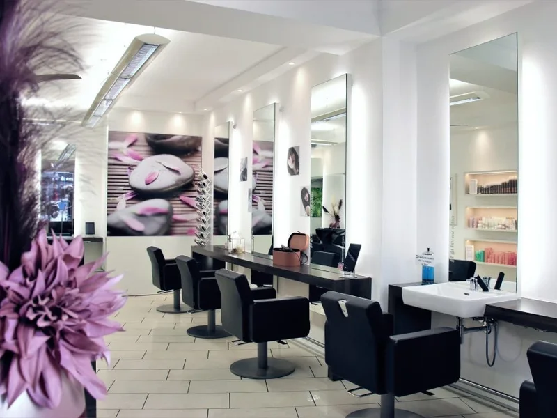 Domino Friseur