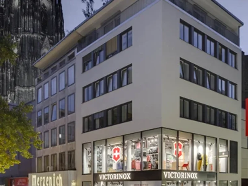 Dr. Matthias Bergener