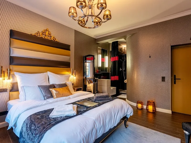 La Belle 10 Boutique Hotel