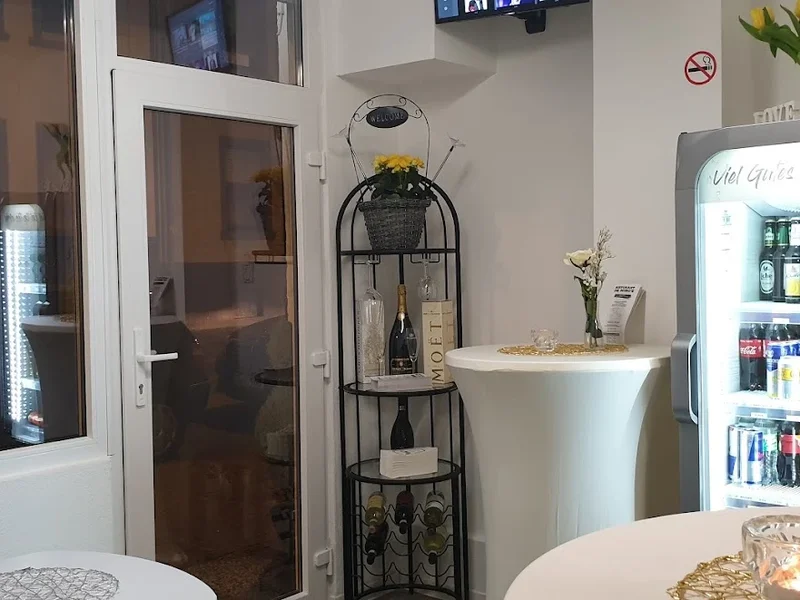 De Niro Bar/Restaurant