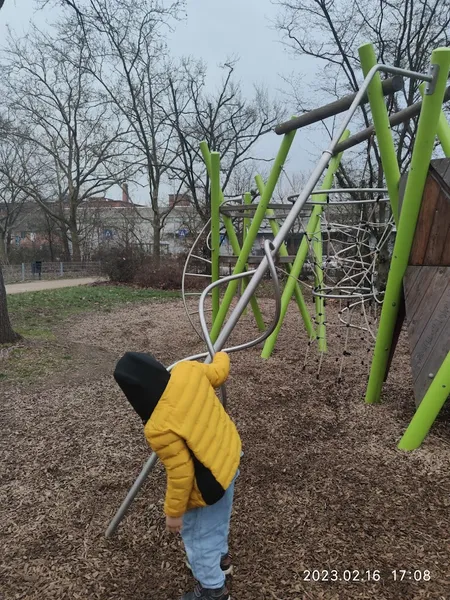 Spielplatz Wächtersbacher Straße