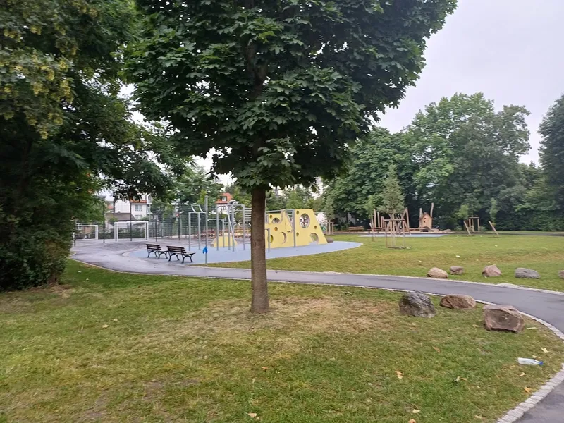 Spiel- und Sportplatz Bodenseestraße/Konstanzerstraße