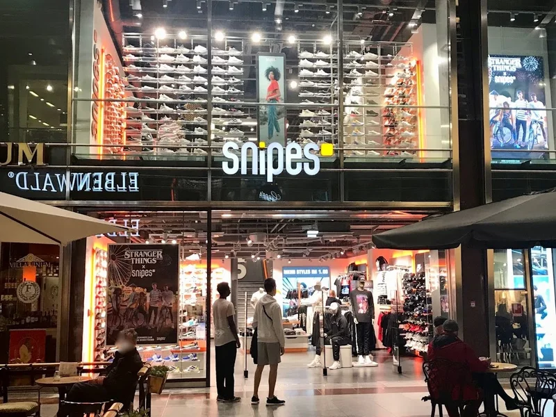 SNIPES