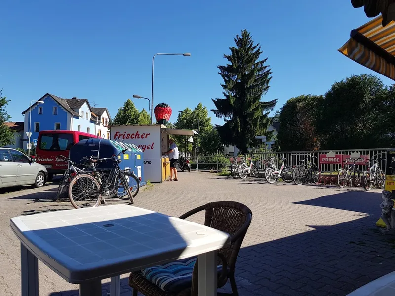 Praunheimer Brücken Cafe