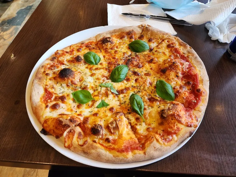 Pizzeria Calmedia