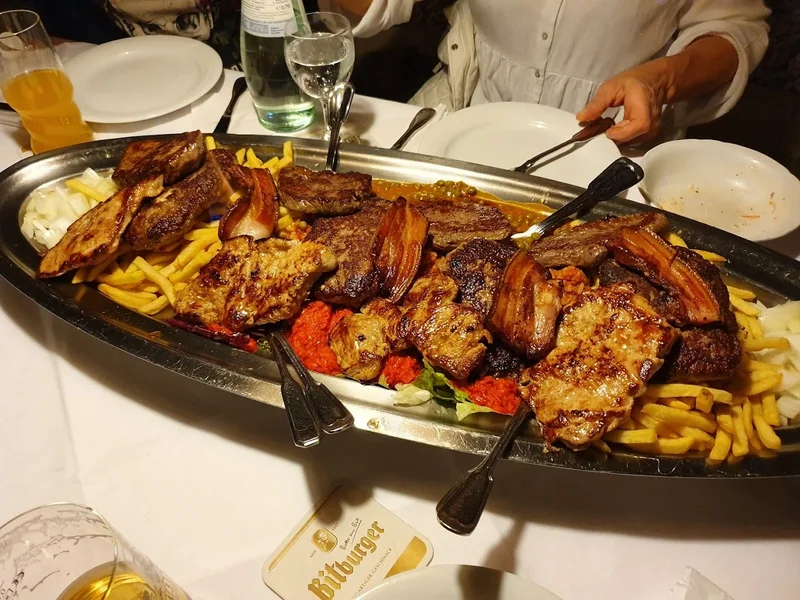 SPEZIALITÄTEN-RESTAURANT STADT-HÖCHST