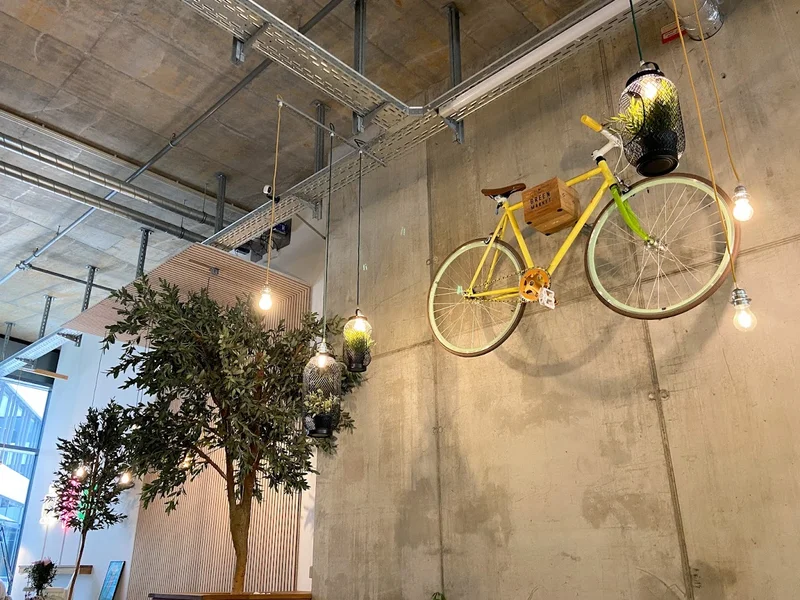 Claus Eismanufaktur & Deli