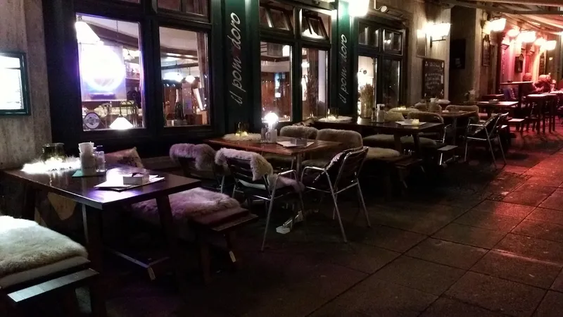 Il Pomodoro Wilhelmsplatz S-Mitte