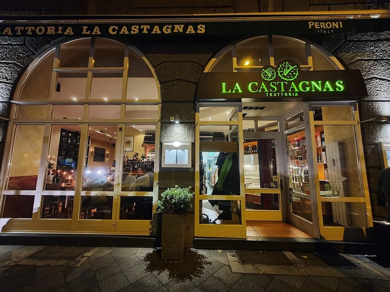 Trattoria La Castagnas - Italienisches Restaurant in Düsseldorf