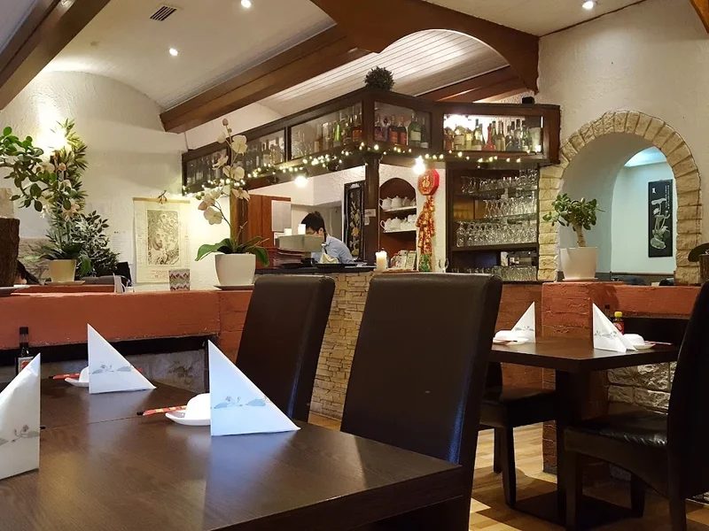 Chuan Wei Chuan China Restaurant