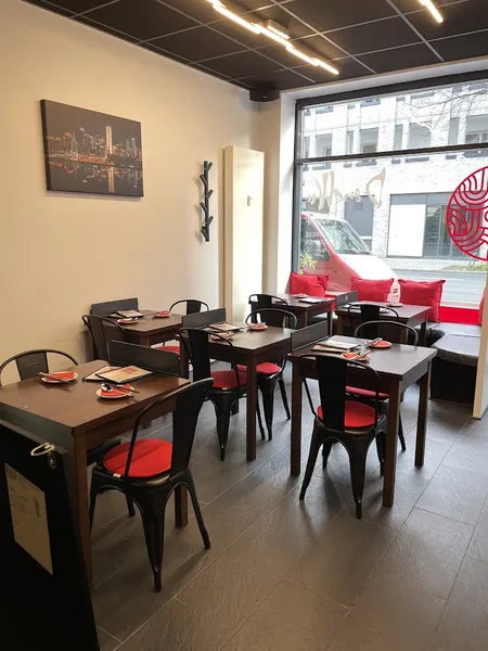 DongWu Chinese Kitchen 东吴廖李 Oststraße