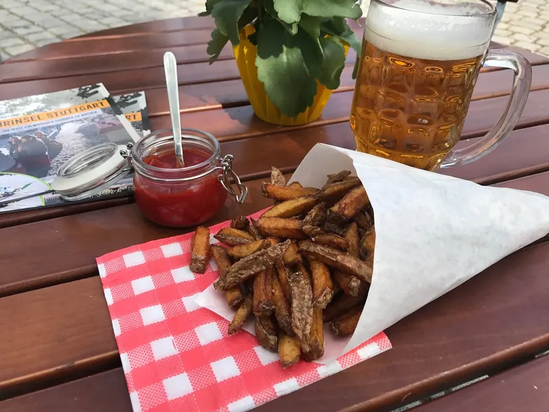 Kulturinsel-Biergarten