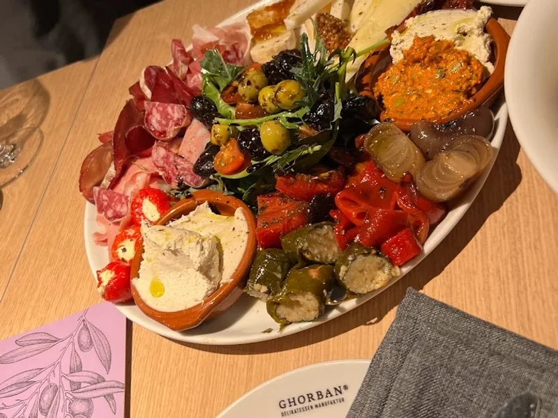 Ghorban Delikatessen Weinbar Düsseldorf