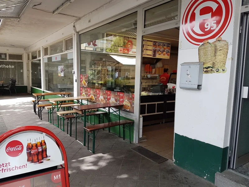 Döner Kebap Am Spichernplatz