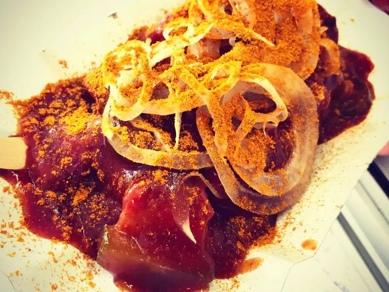 Die Currywurst - Hube’s Imbiss