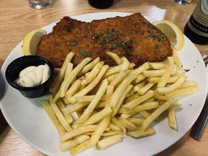Schnitzelhaus am Oberbilker Markt