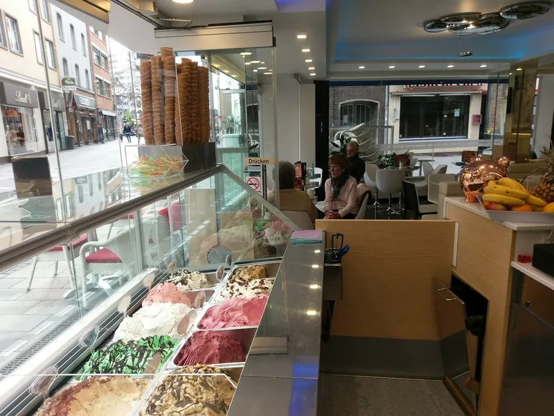 Eis Café Roma