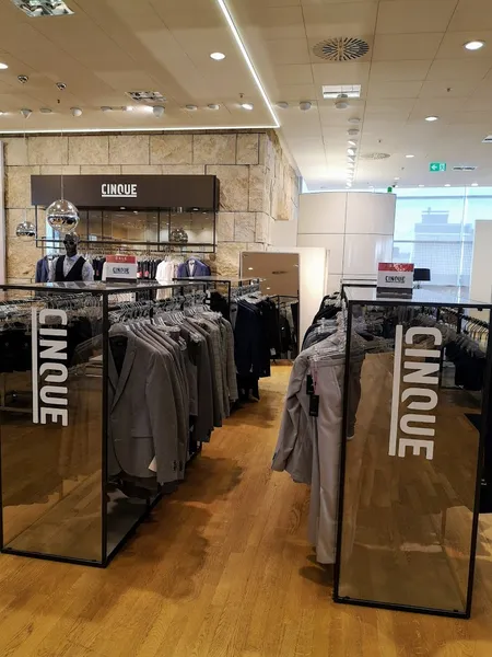 Cinque Shop-in-Shop Herrenmode