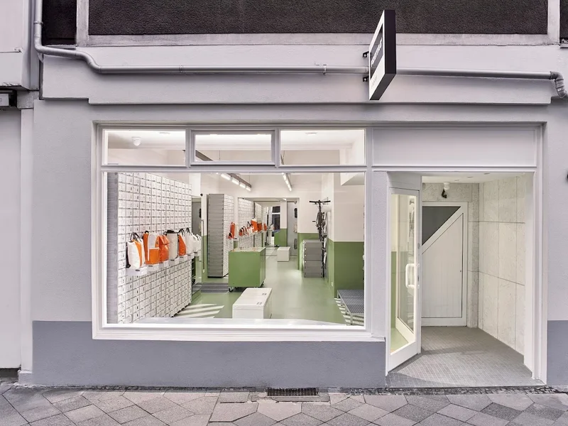 FREITAG Store Düsseldorf by Selekteur