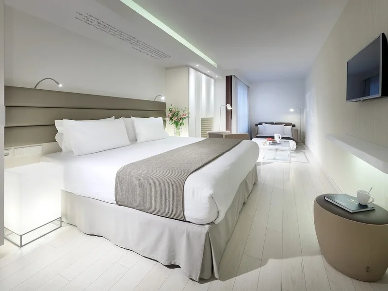 Eurostars Book Hotel