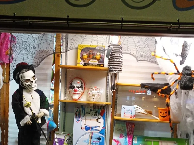 Cool Kids - Spielwaren-/ Kindermodegeschäft