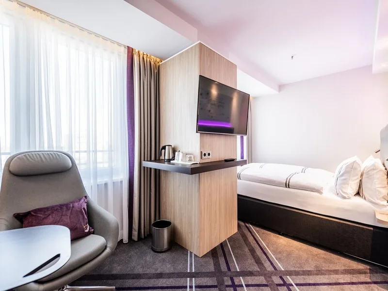 Premier Inn Cologne City Süd hotel