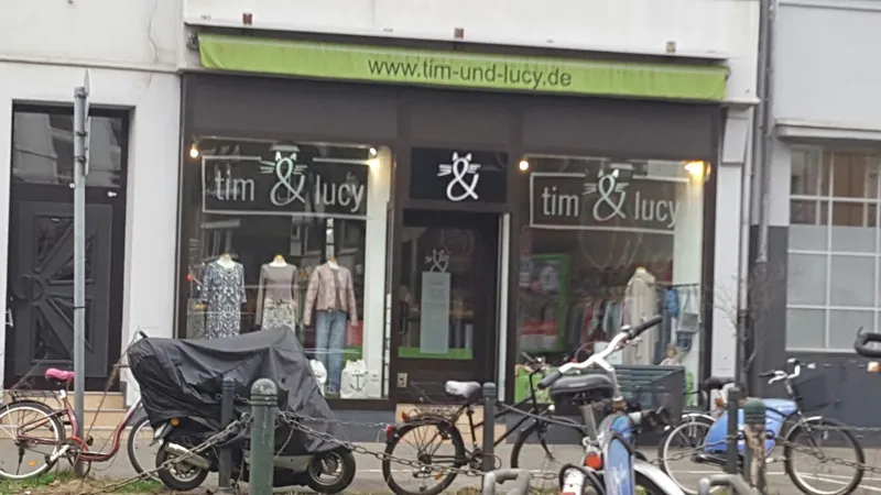 Tim & Lucy\ GERNE BERATEN WIR SIE AUCH NACH LADENSCHLUSS, RUFEN SIE UNS AN UND VEREINBAREN EINEN TERMIN!
