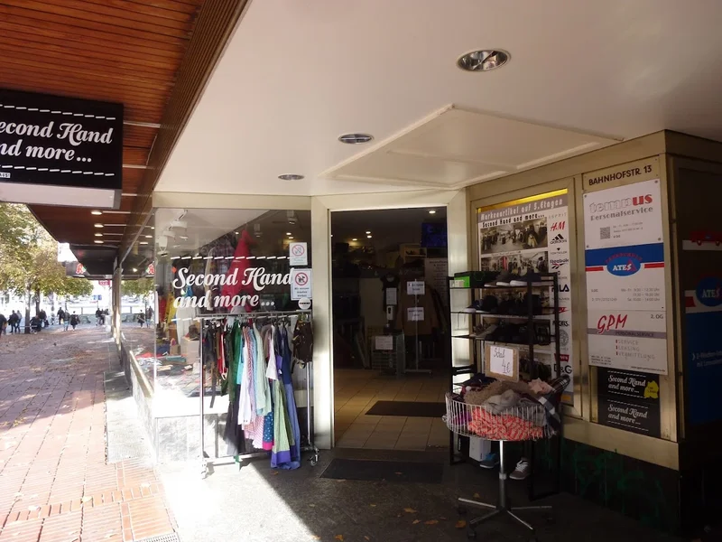 Second Hand and More