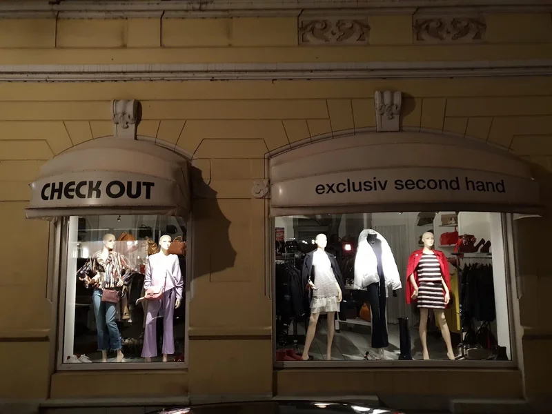 Check Out exclusiv second hand