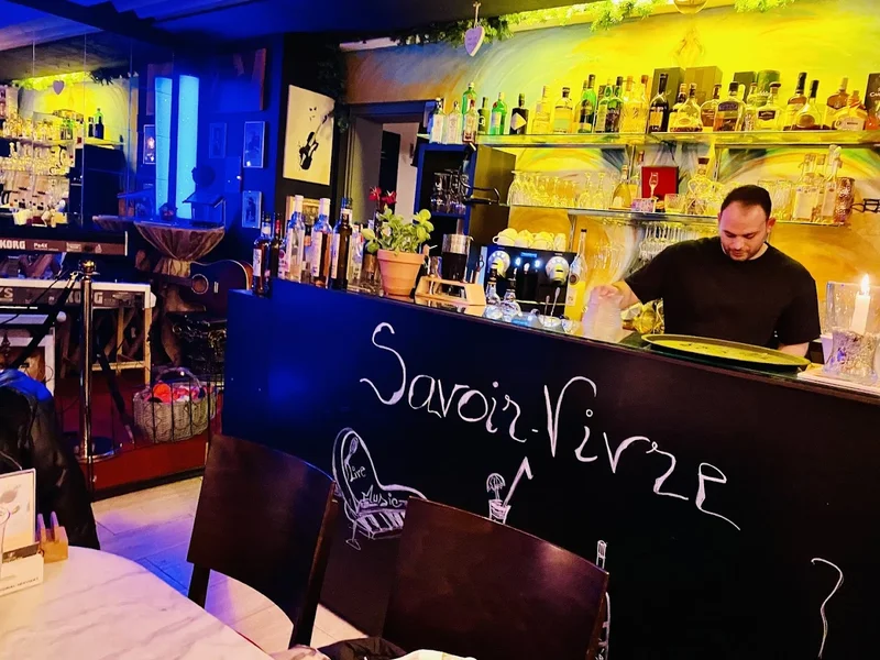 Piano Restaurant & Cocktail Bar "LYSDORSS"