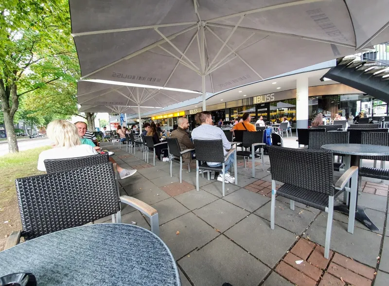 Café Bar Bliss