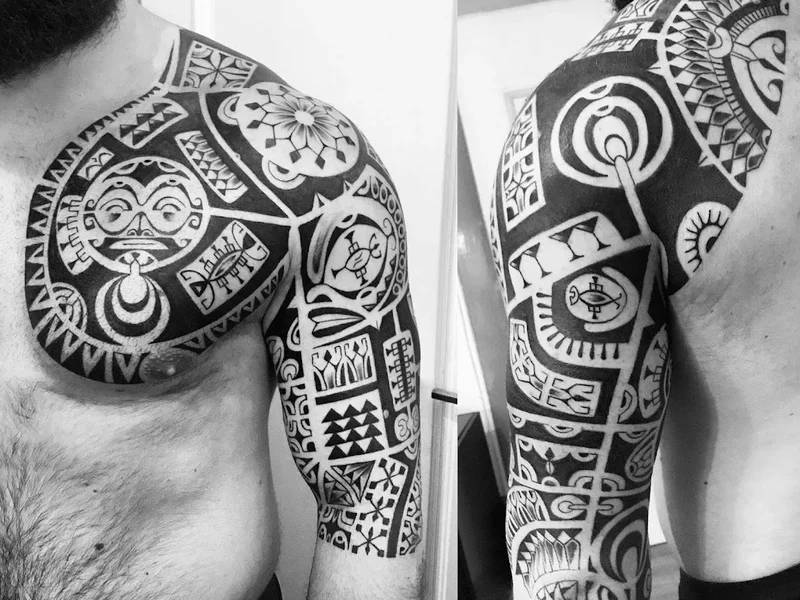 Nadel und Farbe Tattoo Studio