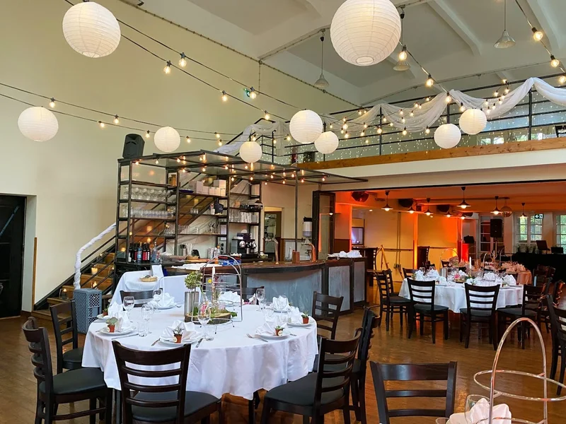 Eventlocation Düsseldorf - Hochzeitslocation - Schlossallee 1