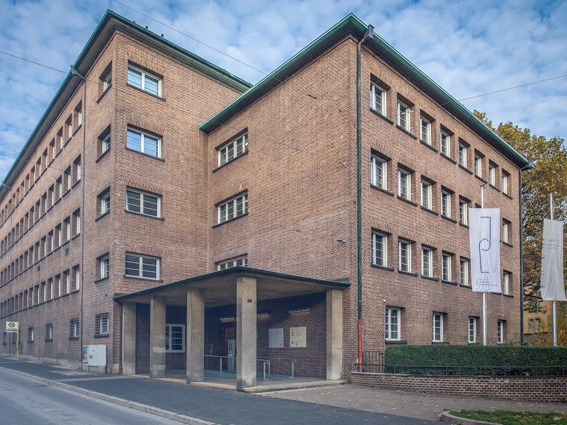 Die Zahnärzte Stuttgart – Dr. Jobs & Dr. Johanning