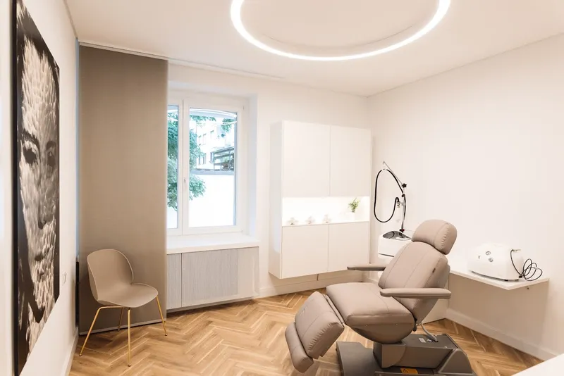 Dermatologie am Luegplatz - Hautarzt Düsseldorf Oberkassel