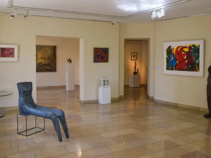 Andreas Henn Kunsthandel Galerie GmbH & Co.KG