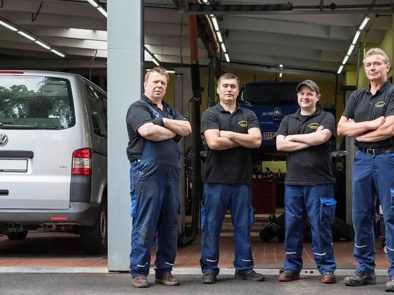 Die KFZ-Werkstatt Jakschik