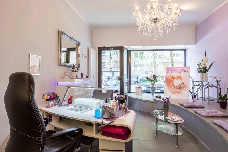 Nagelstudio am Zoo