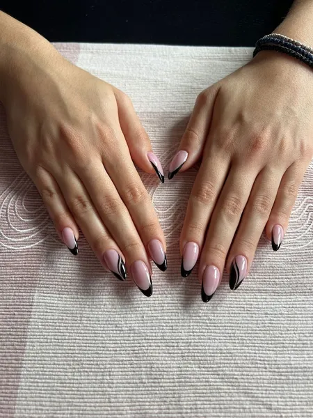 House of Beauty for pedicure & cosmetics