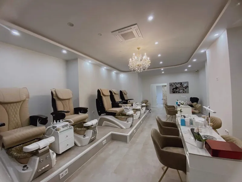 Cosmetic Nail Spa