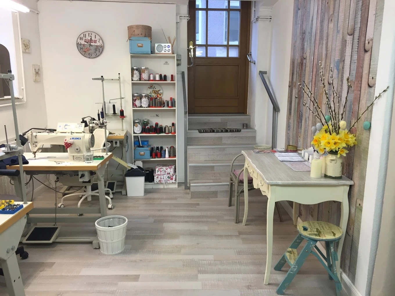 Atelier Emozioni Inh. Maria Concetta Imbrogiano Liste 23 schneidereien in Stuttgart
