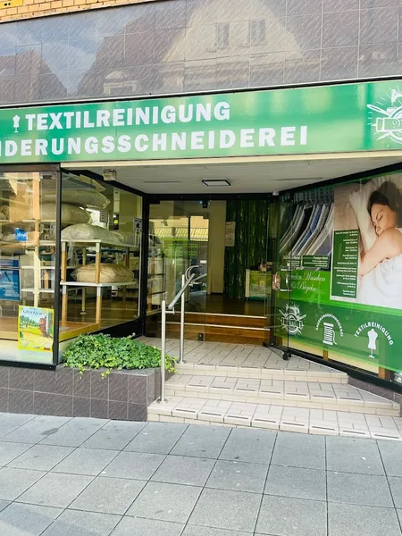 Textilreinigung Bio wäscherei Heißmangel und Änderungsschneiderei C&M