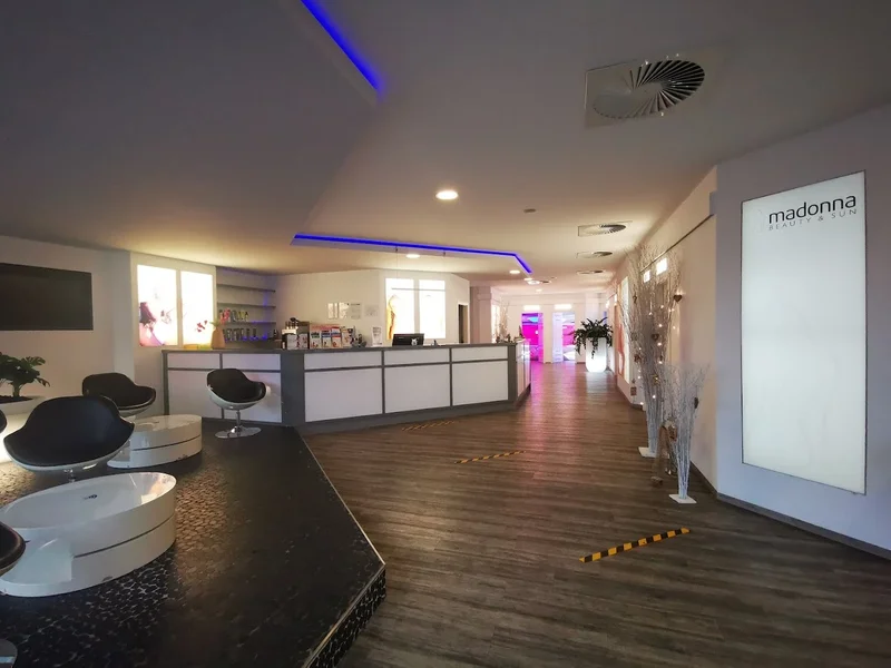 madonna BEAUTY & SUN