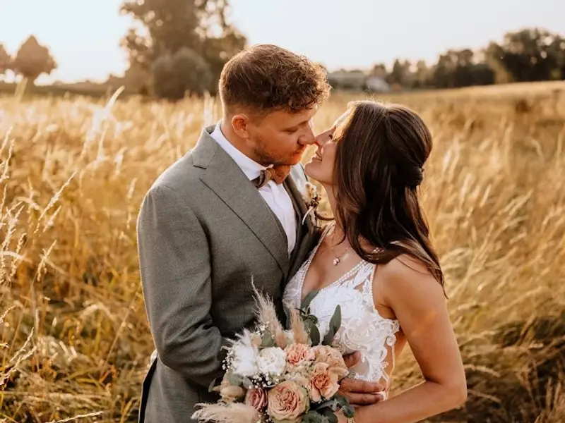 Hochzeitsfotograf Düsseldorf - Gefühlsrausch Wedding