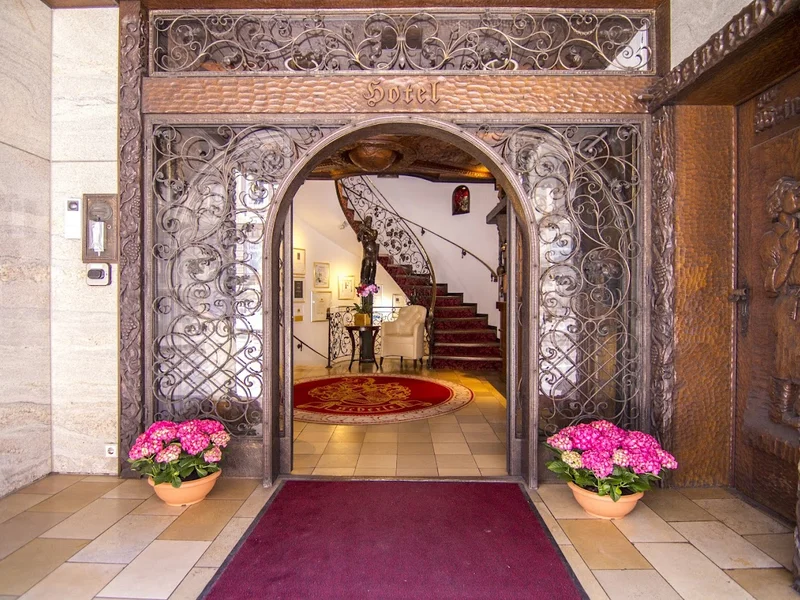 Hotel Zur Weinsteige GmbH