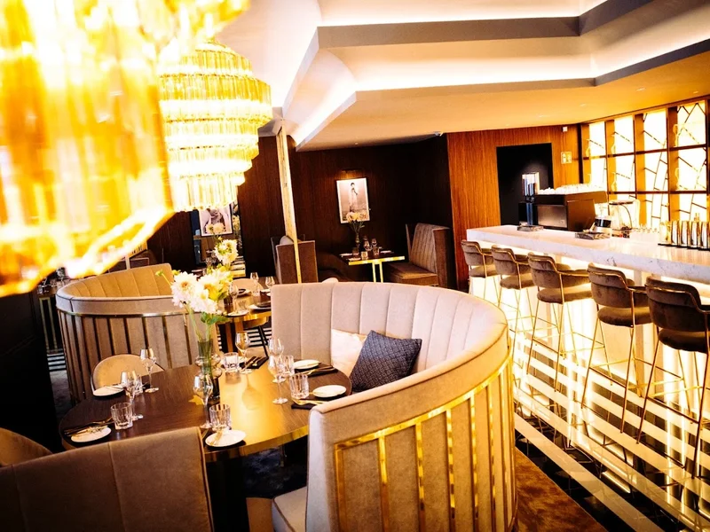 GRANDE ÉTOILE I Düsseldorf