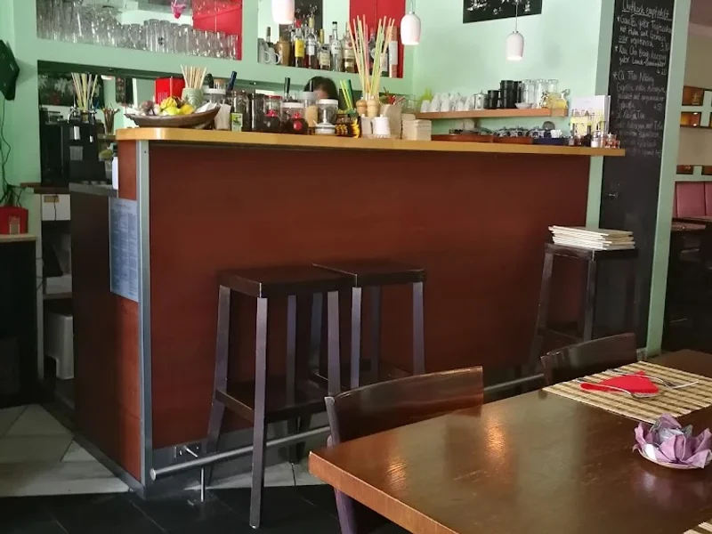 Zhing-Sam Restaurant