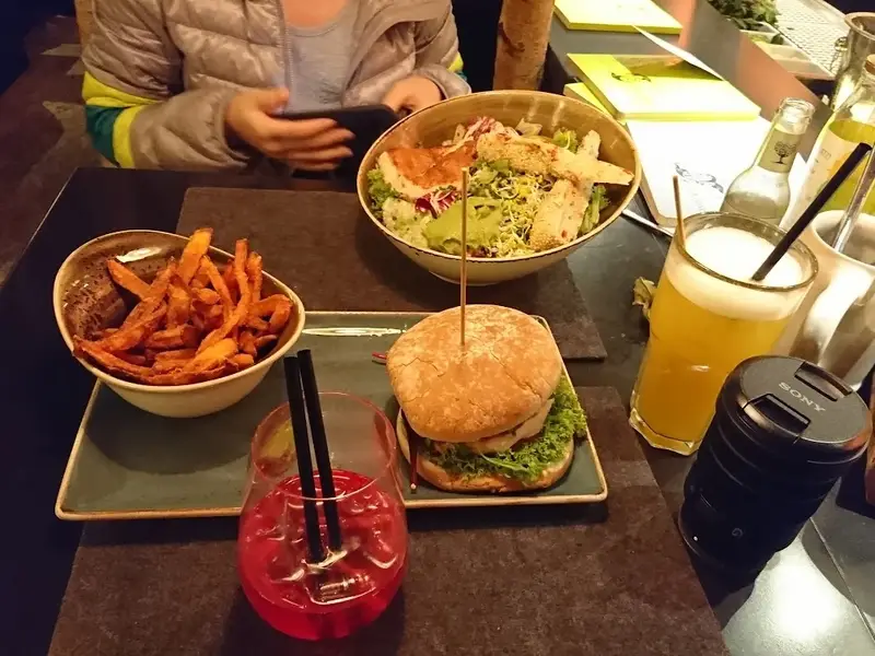 HANS IM GLÜCK - MÜNCHEN Tal