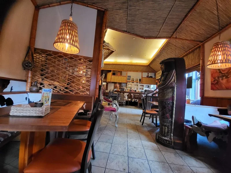 African Queen Restaurant