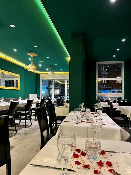 Le Levant Bistro